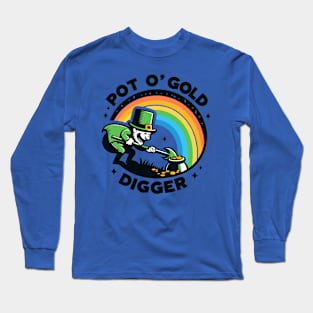 Pot of gold digger | St Patrick's Day Ireland | Funny Leprechaun digging gold Long Sleeve T-Shirt